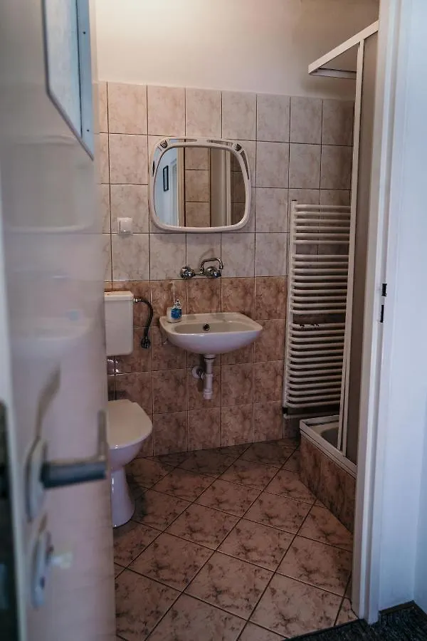 Albergue Miedzynarodowe Schronisko Mlodziezowe Ptsm Szarotka Zakopane
