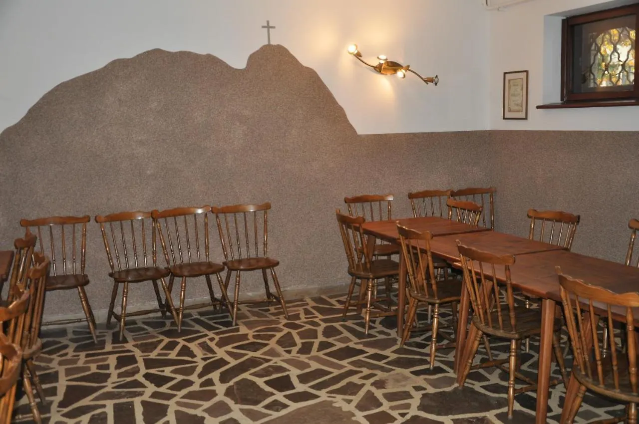 Albergue Miedzynarodowe Schronisko Mlodziezowe Ptsm Szarotka Zakopane