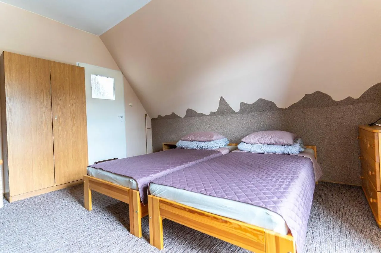 Albergue Miedzynarodowe Schronisko Mlodziezowe Ptsm Szarotka Zakopane
