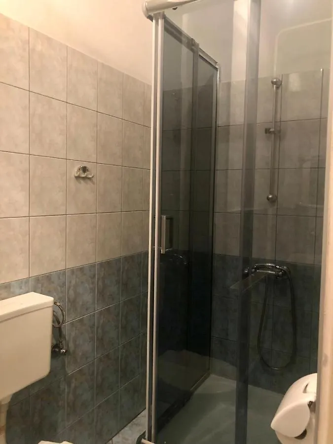 Albergue Miedzynarodowe Schronisko Mlodziezowe Ptsm Szarotka Zakopane Hostal