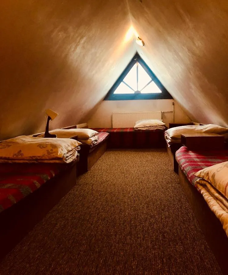 Albergue Miedzynarodowe Schronisko Mlodziezowe Ptsm Szarotka Zakopane 0*,  Polonia